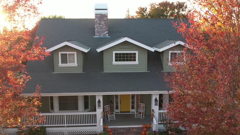 Fast & Reliable Emergency Roof Repairs in The Acreage, FL